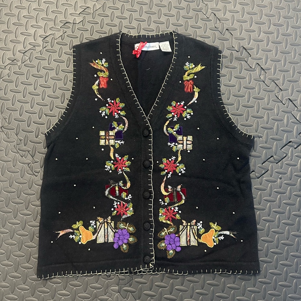 Women’s Victoria Jones Vintage Ugly Christmas Embroidered Sweater Vest